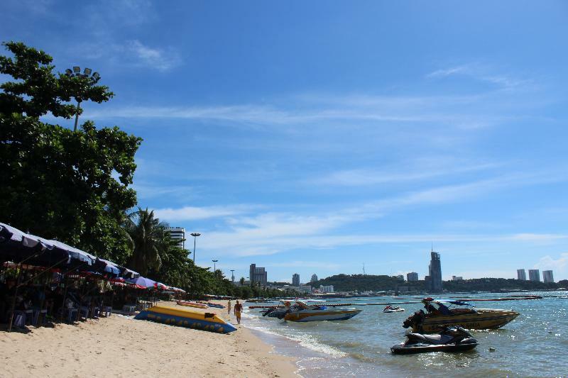 Nova Park Hotel Pattaya Exteriör bild